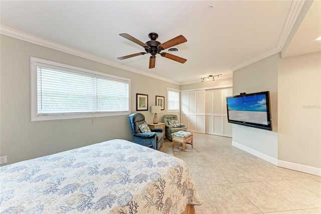 2705 S BRINK AVENUE, Sarasota, FL 34239