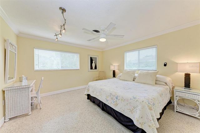 2705 S BRINK AVENUE, Sarasota, FL 34239