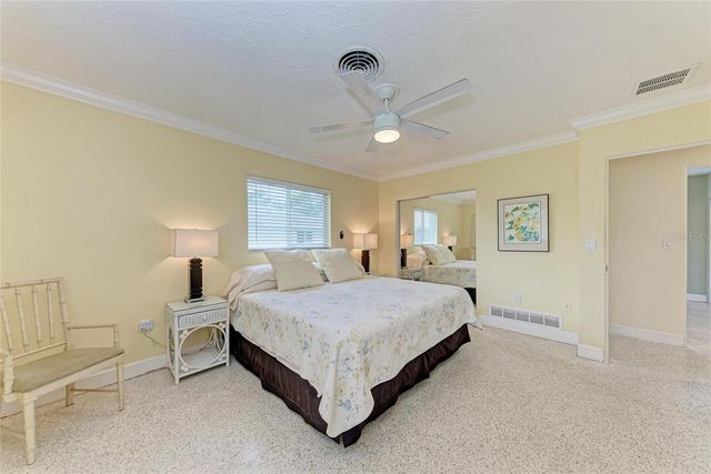 2705 S BRINK AVENUE, Sarasota, FL 34239