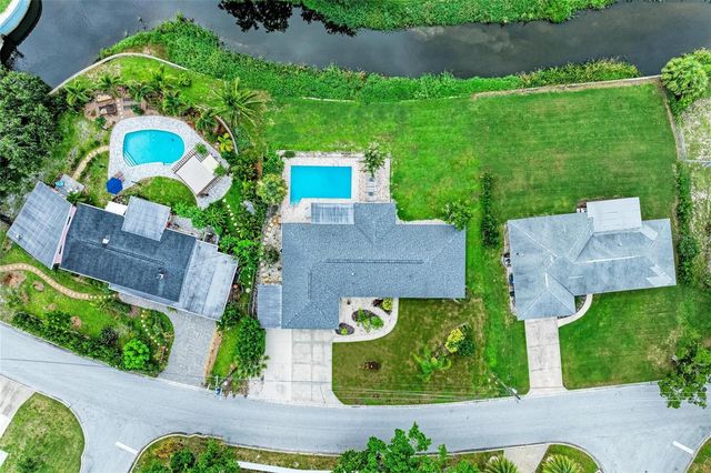 2705 S BRINK AVENUE, Sarasota, FL 34239