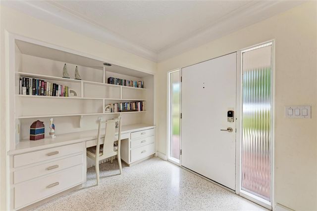 2705 S BRINK AVENUE, Sarasota, FL 34239