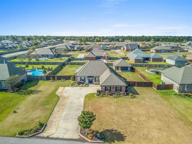 2319 Gracie Drive, Lake Charles, LA 70611