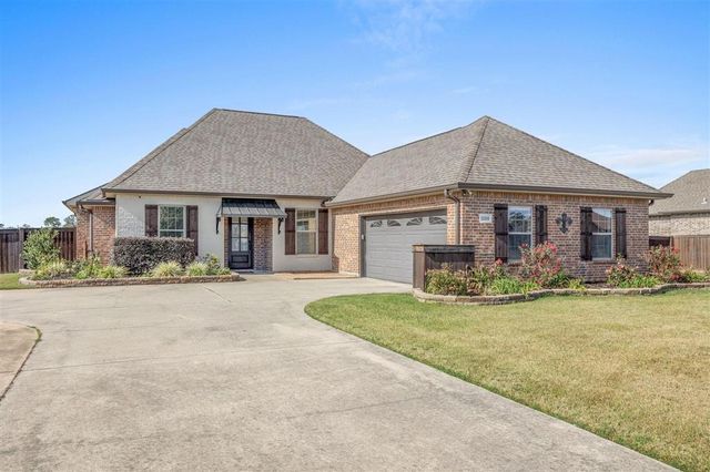 2319 Gracie Drive, Lake Charles, LA 70611