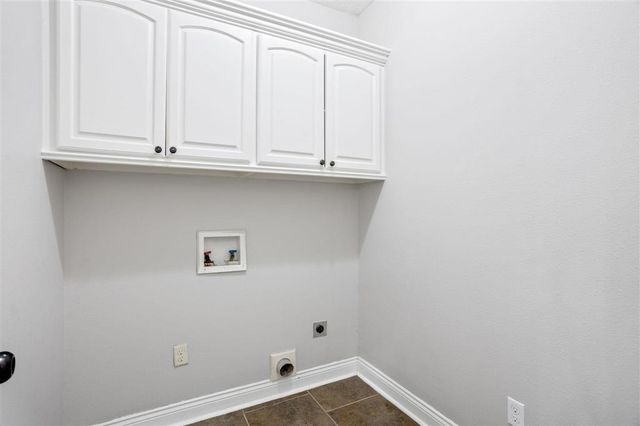 2319 Gracie Drive, Lake Charles, LA 70611