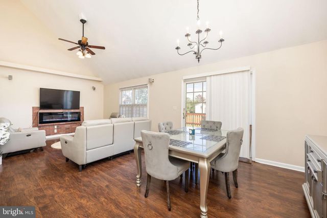 631 E MAIN ST, Fruitland, MD 21826