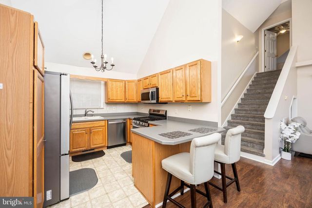 631 E MAIN ST, Fruitland, MD 21826