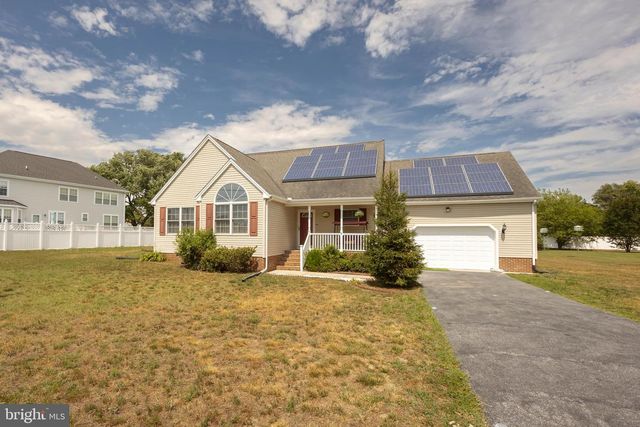 631 E MAIN ST, Fruitland, MD 21826