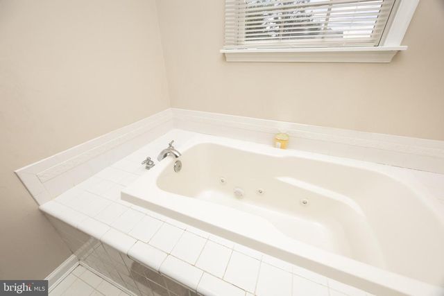 631 E MAIN ST, Fruitland, MD 21826