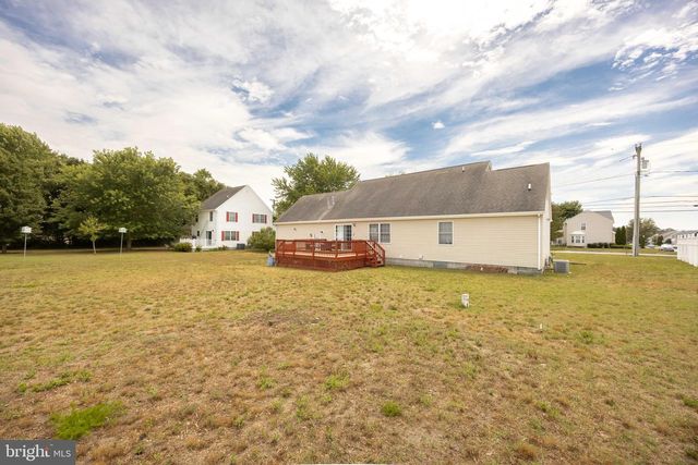 631 E MAIN ST, Fruitland, MD 21826