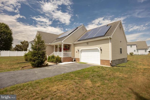 631 E MAIN ST, Fruitland, MD 21826