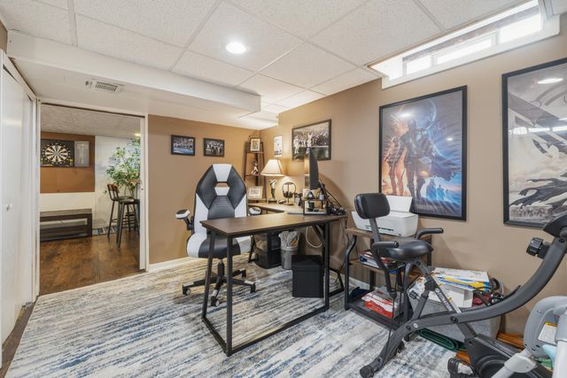 8860 Cherrylawn Drive, Sterling Heights, MI 48313