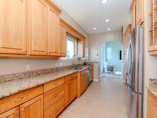 320 GEORGIA AVENUE, Crystal Beach, FL 34681