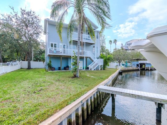 320 GEORGIA AVENUE, Crystal Beach, FL 34681