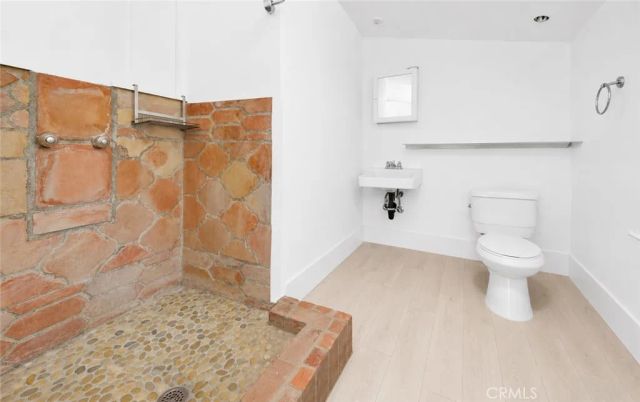 14720 Valerio, Van Nuys, CA 91405