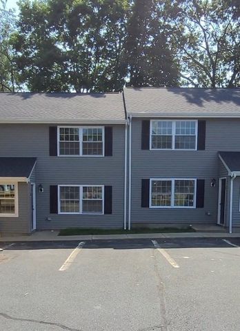 344 Neponset St 4, Canton, MA 02021