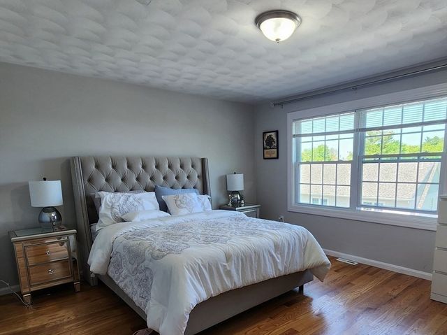344 Neponset St 4, Canton, MA 02021