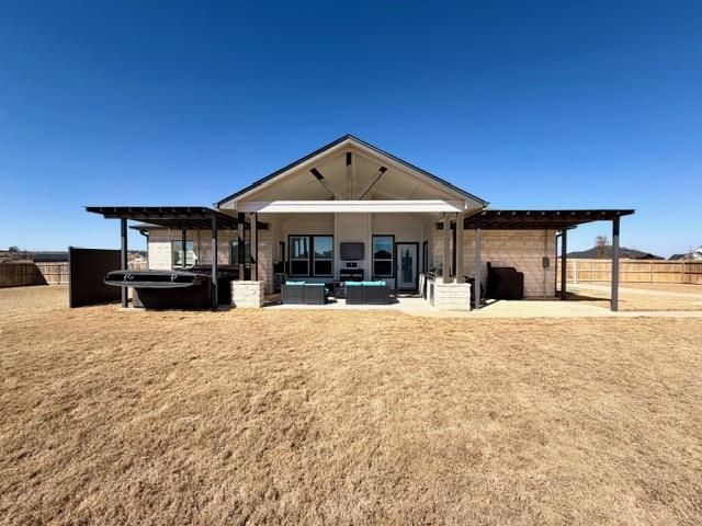 825 Niki DR, Salado, TX 76571