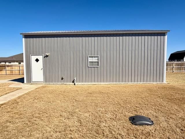 825 Niki DR, Salado, TX 76571
