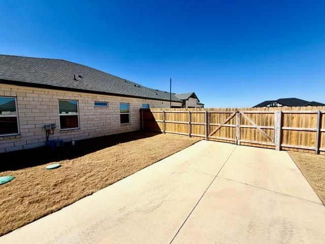 825 Niki DR, Salado, TX 76571