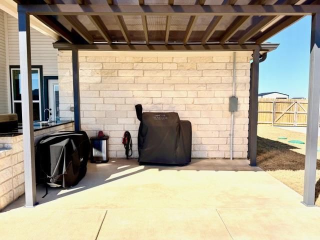 825 Niki DR, Salado, TX 76571