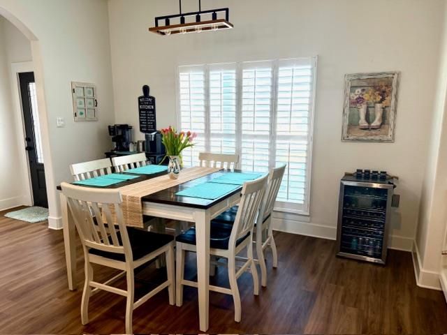 825 Niki DR, Salado, TX 76571