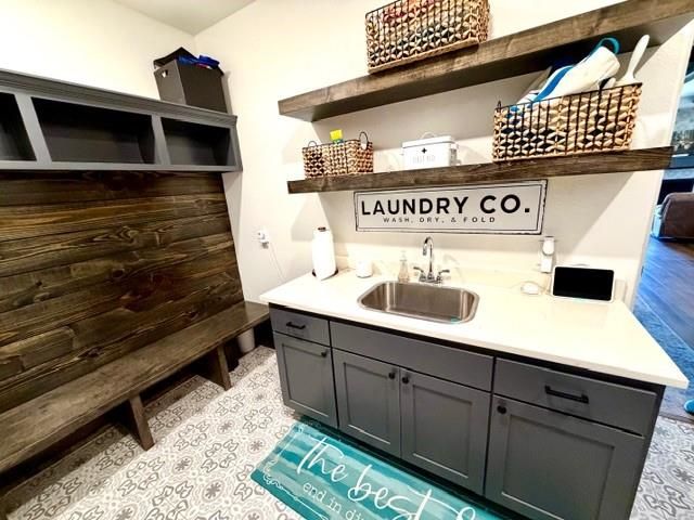 825 Niki DR, Salado, TX 76571