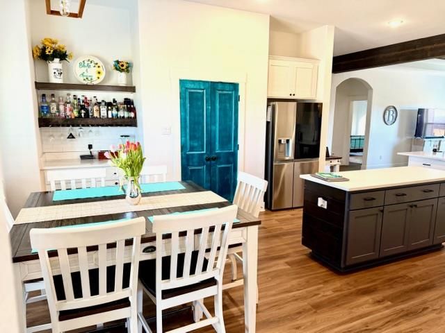 825 Niki DR, Salado, TX 76571