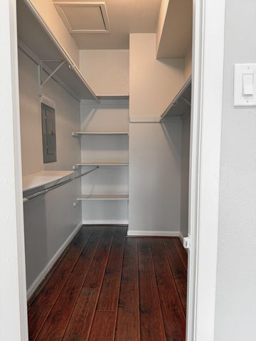 8601 Park Lane 732, Dallas, TX 75231