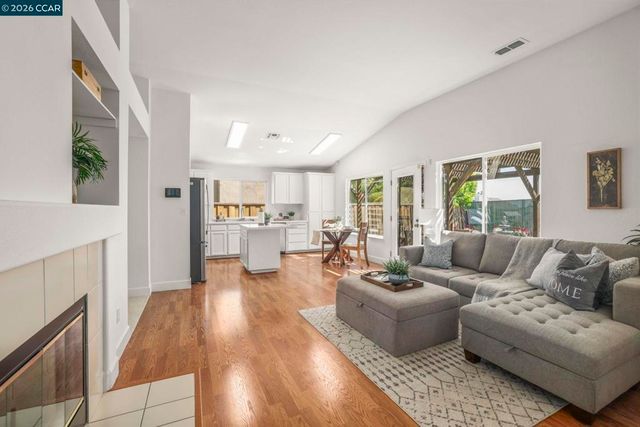 5009 Hillridge Way, Antioch, CA 94531