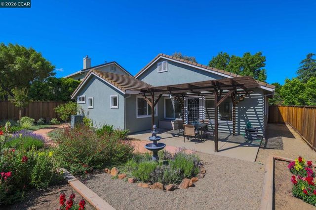 5009 Hillridge Way, Antioch, CA 94531