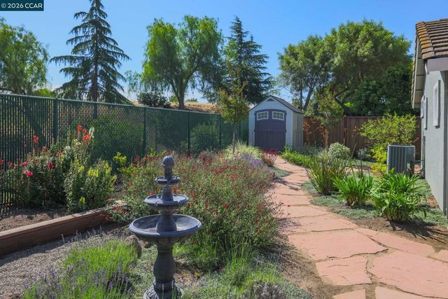 5009 Hillridge Way, Antioch, CA 94531