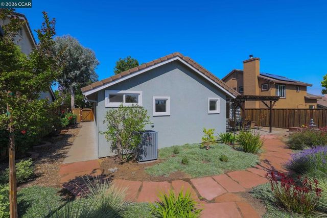 5009 Hillridge Way, Antioch, CA 94531