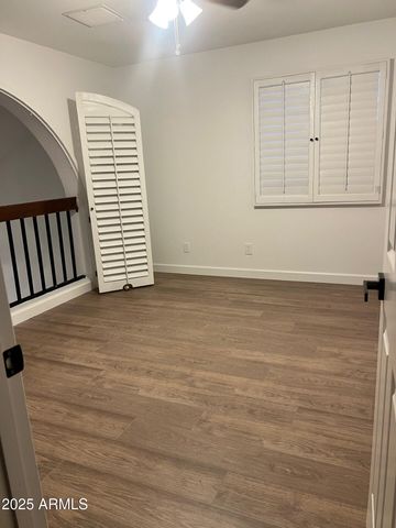 2050 W NIDO Avenue, Mesa, AZ 85202