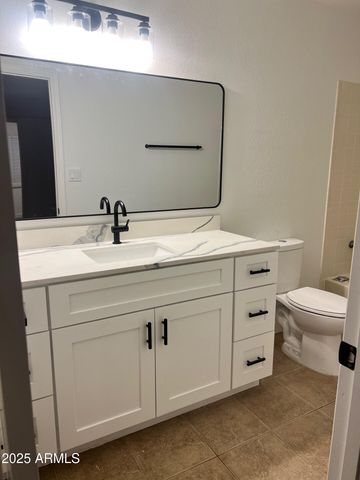 2050 W NIDO Avenue, Mesa, AZ 85202