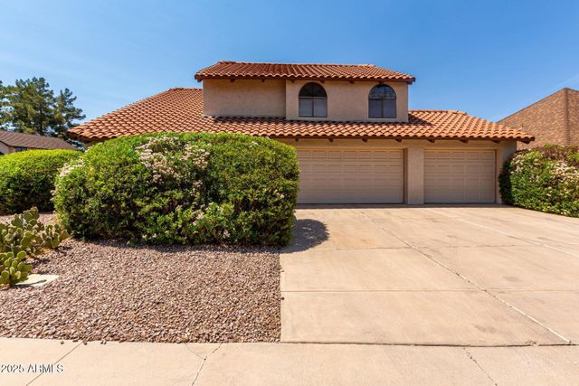 2050 W NIDO Avenue, Mesa, AZ 85202