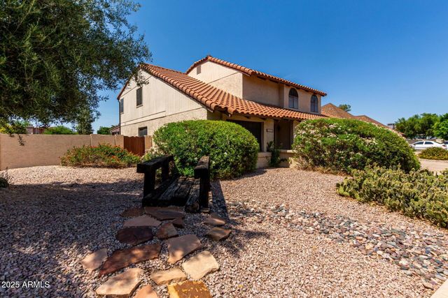 2050 W NIDO Avenue, Mesa, AZ 85202