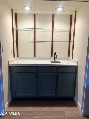 2050 W NIDO Avenue, Mesa, AZ 85202