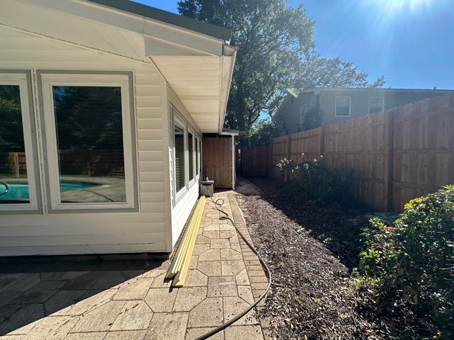 300 Plymouth Avenue, Fort Walton Beach, FL 32547