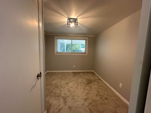 300 Plymouth Avenue, Fort Walton Beach, FL 32547