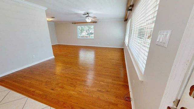 300 Plymouth Avenue, Fort Walton Beach, FL 32547