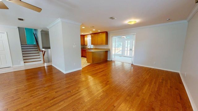 300 Plymouth Avenue, Fort Walton Beach, FL 32547