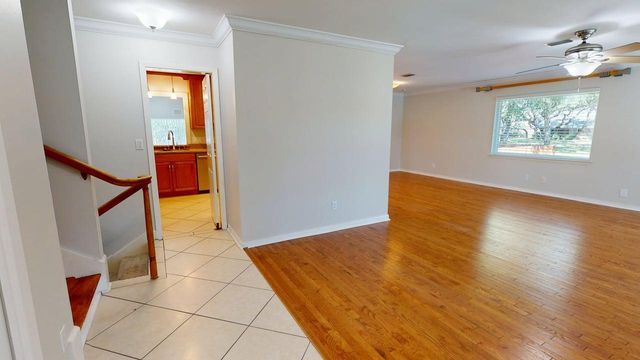 300 Plymouth Avenue, Fort Walton Beach, FL 32547