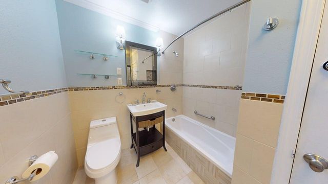 300 Plymouth Avenue, Fort Walton Beach, FL 32547