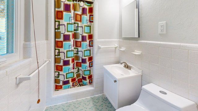 300 Plymouth Avenue, Fort Walton Beach, FL 32547