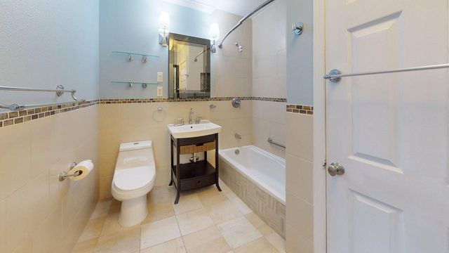 300 Plymouth Avenue, Fort Walton Beach, FL 32547