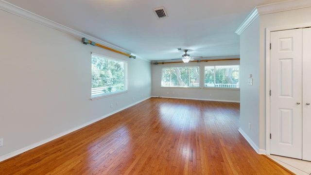 300 Plymouth Avenue, Fort Walton Beach, FL 32547