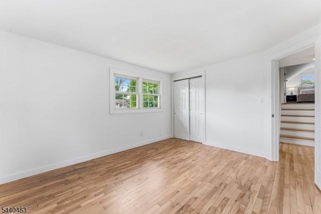 8 Crest Dr, Bridgewater Twp., NJ 08805