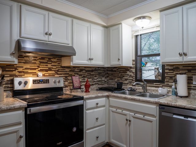 52 Monadnock Drive, Rochester, NH 03867