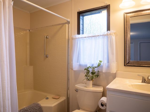 52 Monadnock Drive, Rochester, NH 03867
