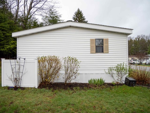 52 Monadnock Drive, Rochester, NH 03867